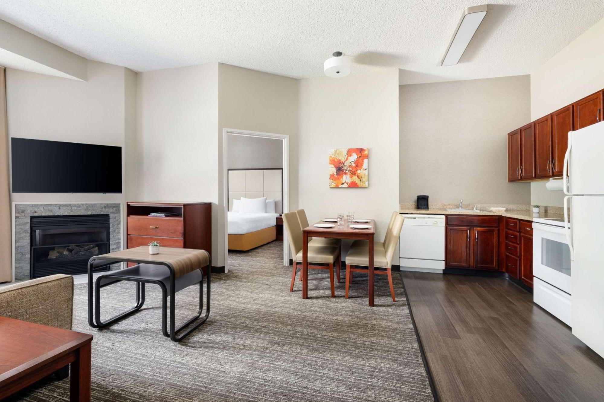 Hotel Homewood By Hilton Dallas-dfw Airport N-grapevine 3*